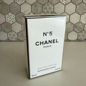NIB CHANEL No. 5 Eau de Parfum Box 100ml sealed
